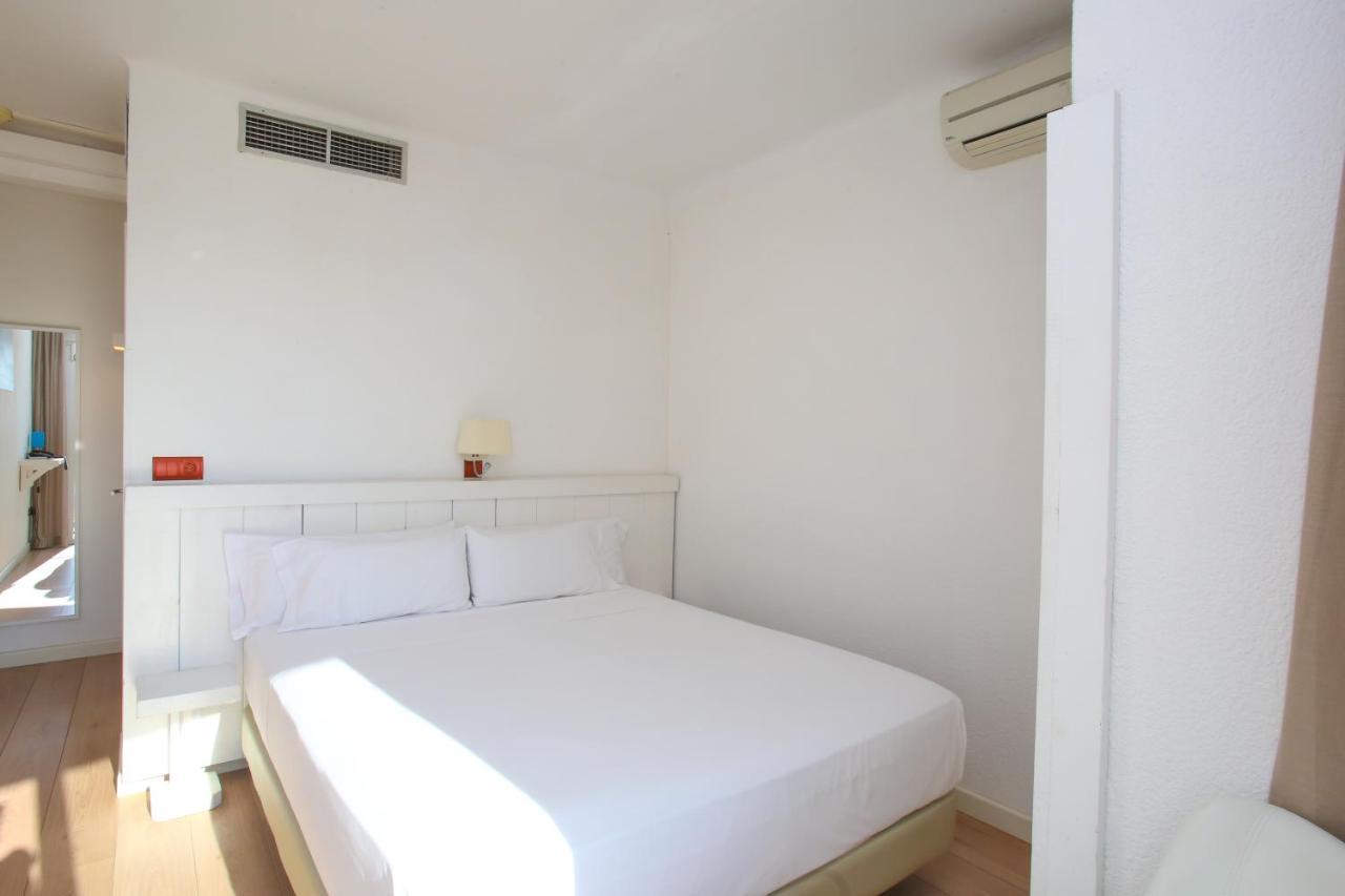 Solvi Hotel - Adults Only فيلانوفا إي لا خيلترا المظهر الخارجي الصورة