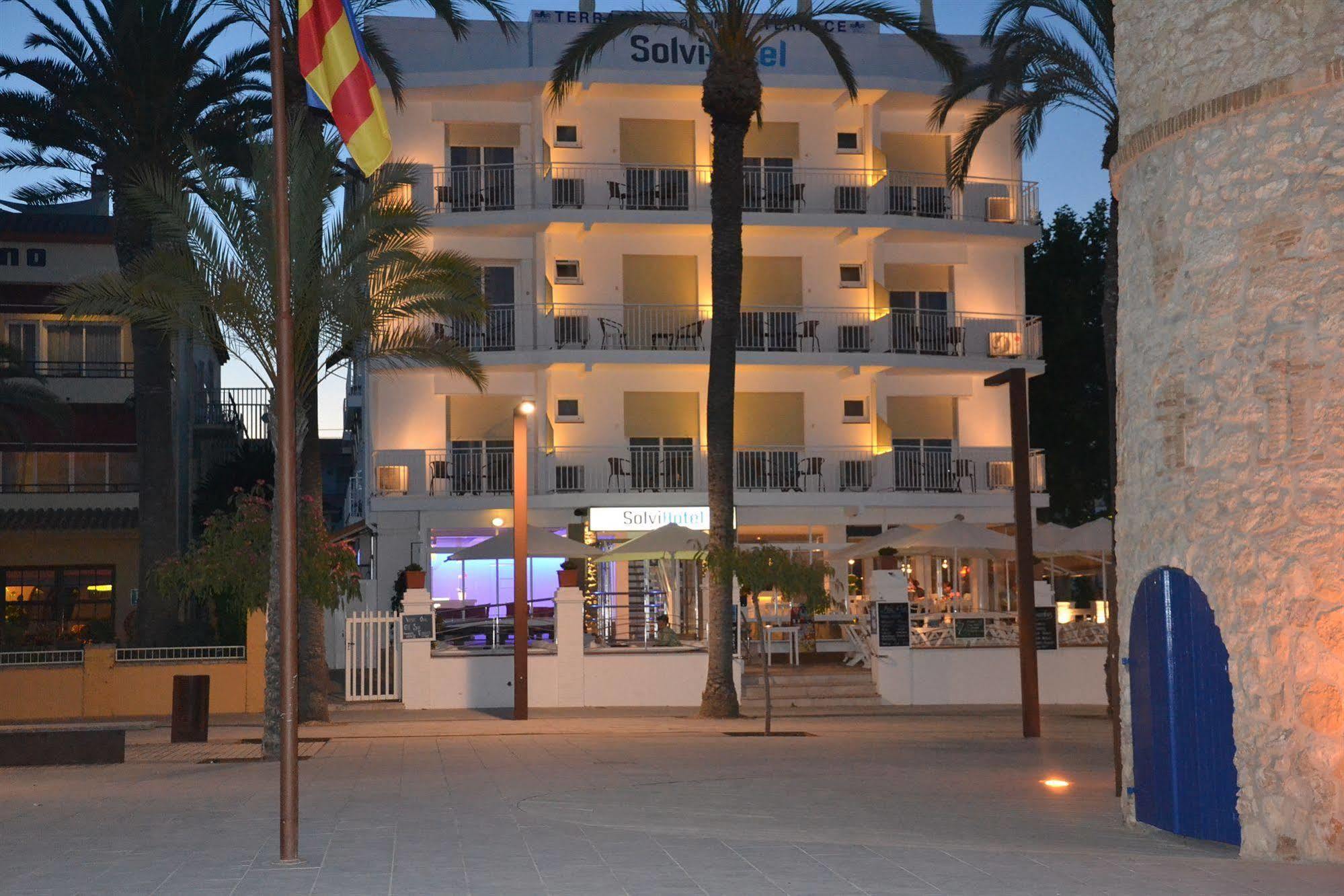 Solvi Hotel - Adults Only فيلانوفا إي لا خيلترا المظهر الخارجي الصورة