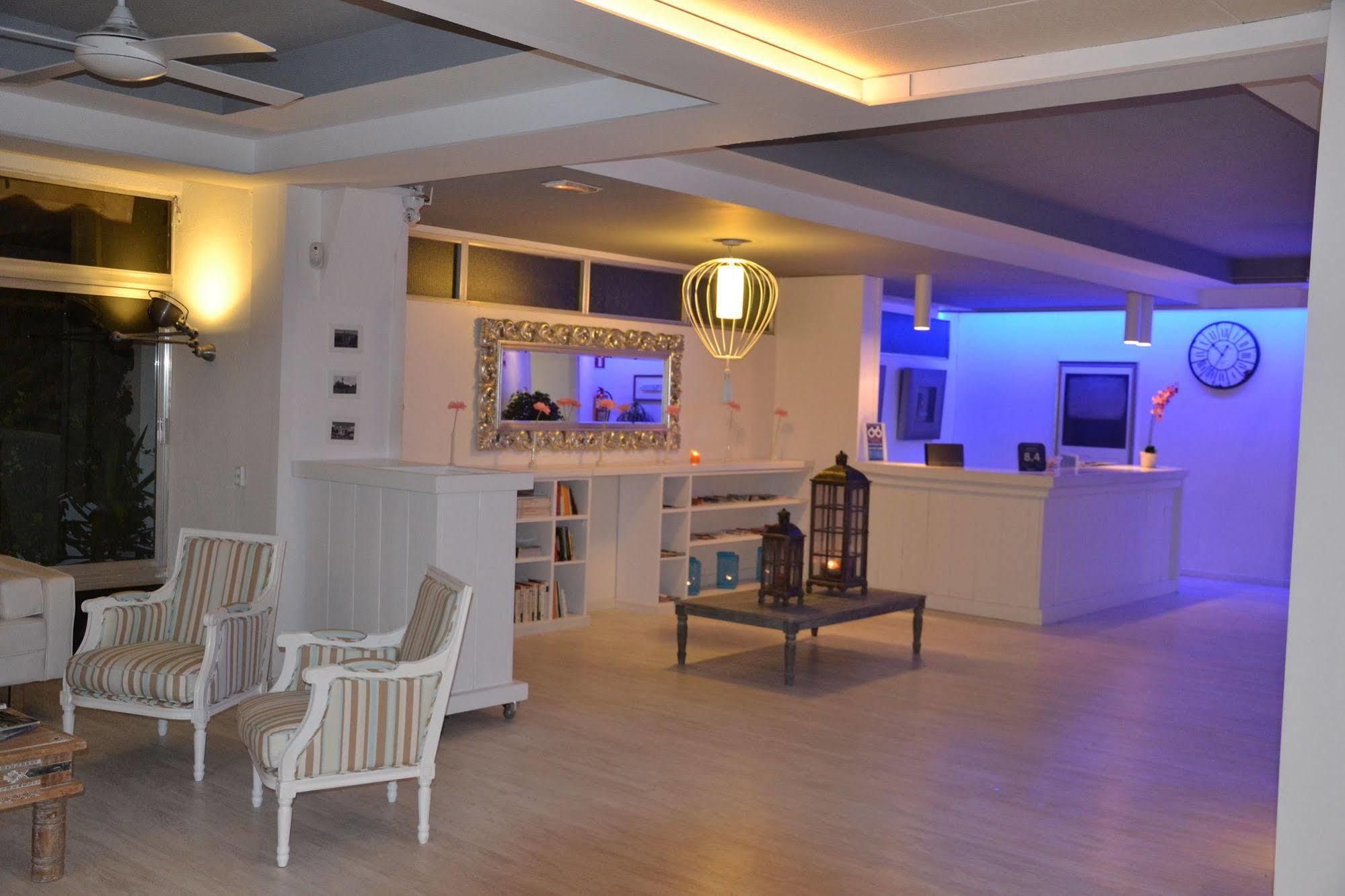 Solvi Hotel - Adults Only فيلانوفا إي لا خيلترا المظهر الخارجي الصورة
